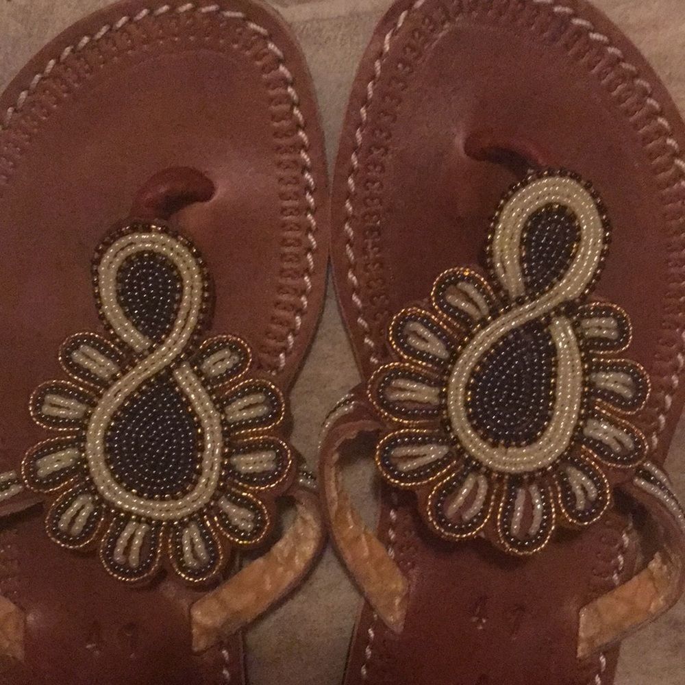Vera Pelle 41 resort wear leather boho embossed sandals - Picture 2 of 5